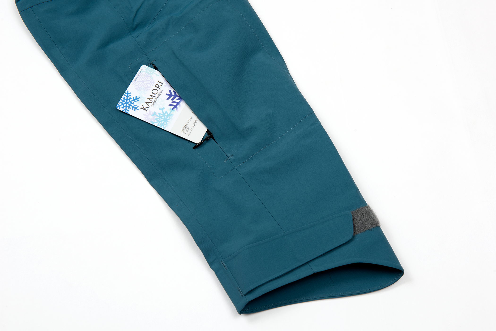 Jacket Sleeve Pass Pocket